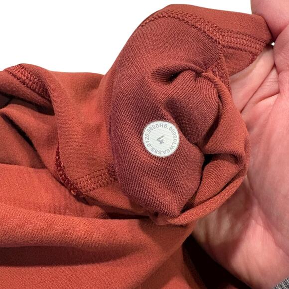 Lululemon Wunder Train Crop High Rise, Cayenne Size 4 - Picture 3 of 4